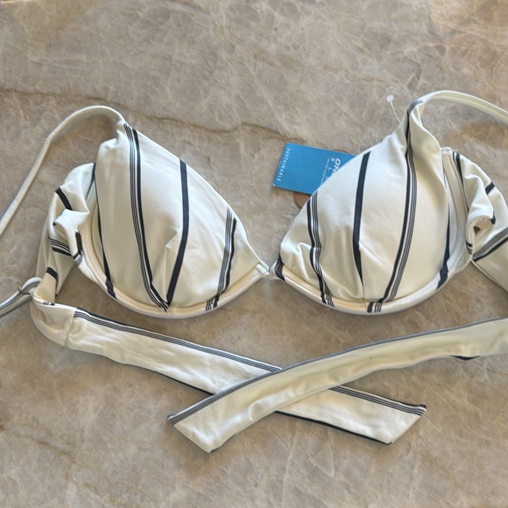 O'Neill VANILLA Classic Stripe Seville Bikini Swim Top, US D *see note - Picture 7 of 10